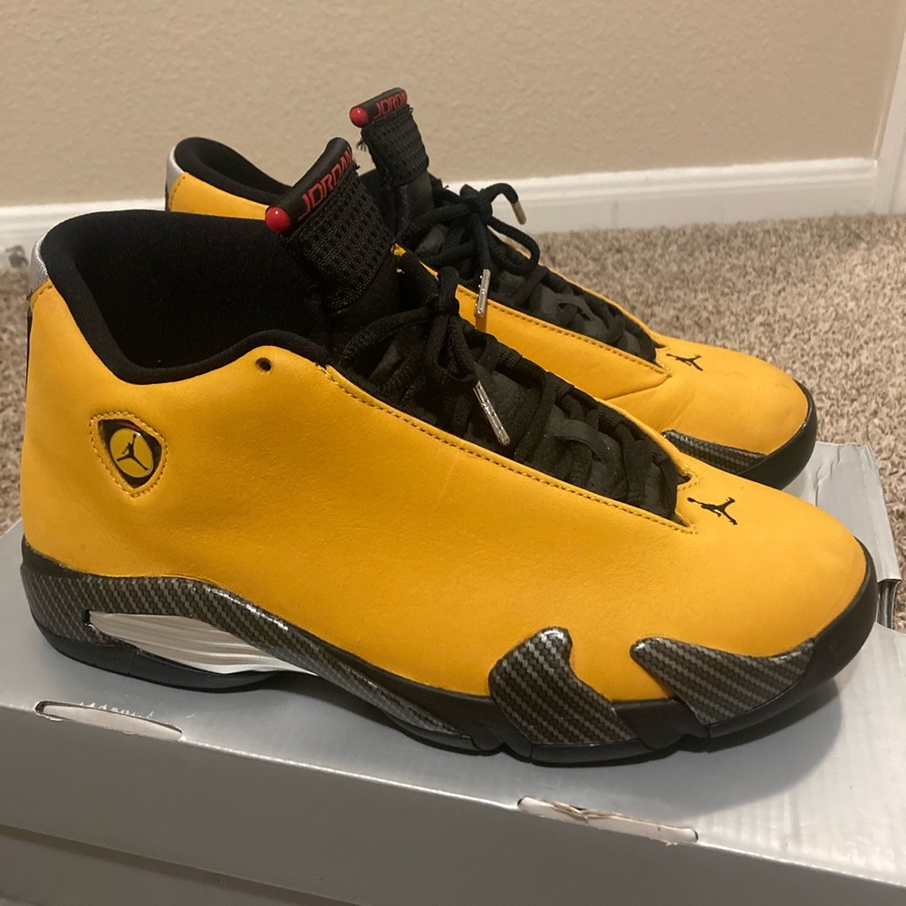 Retro 14 Ferrari